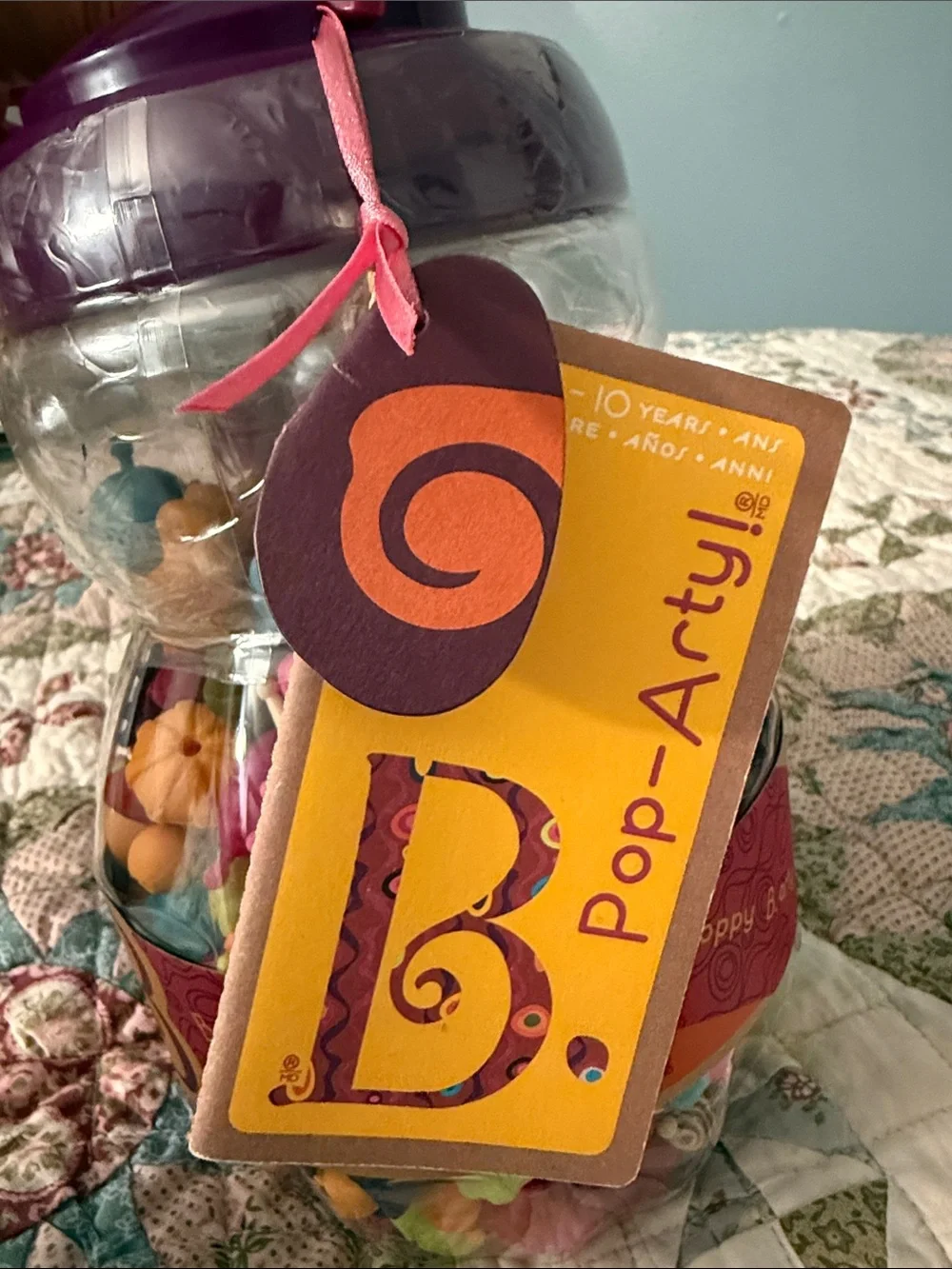 B. Pop-Arty! Children's Bead Set in Carrying Jar